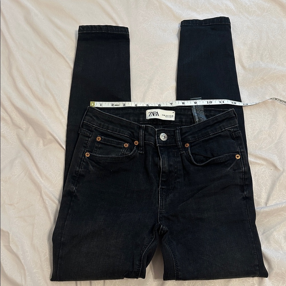 Zara Dark Denim Jeans